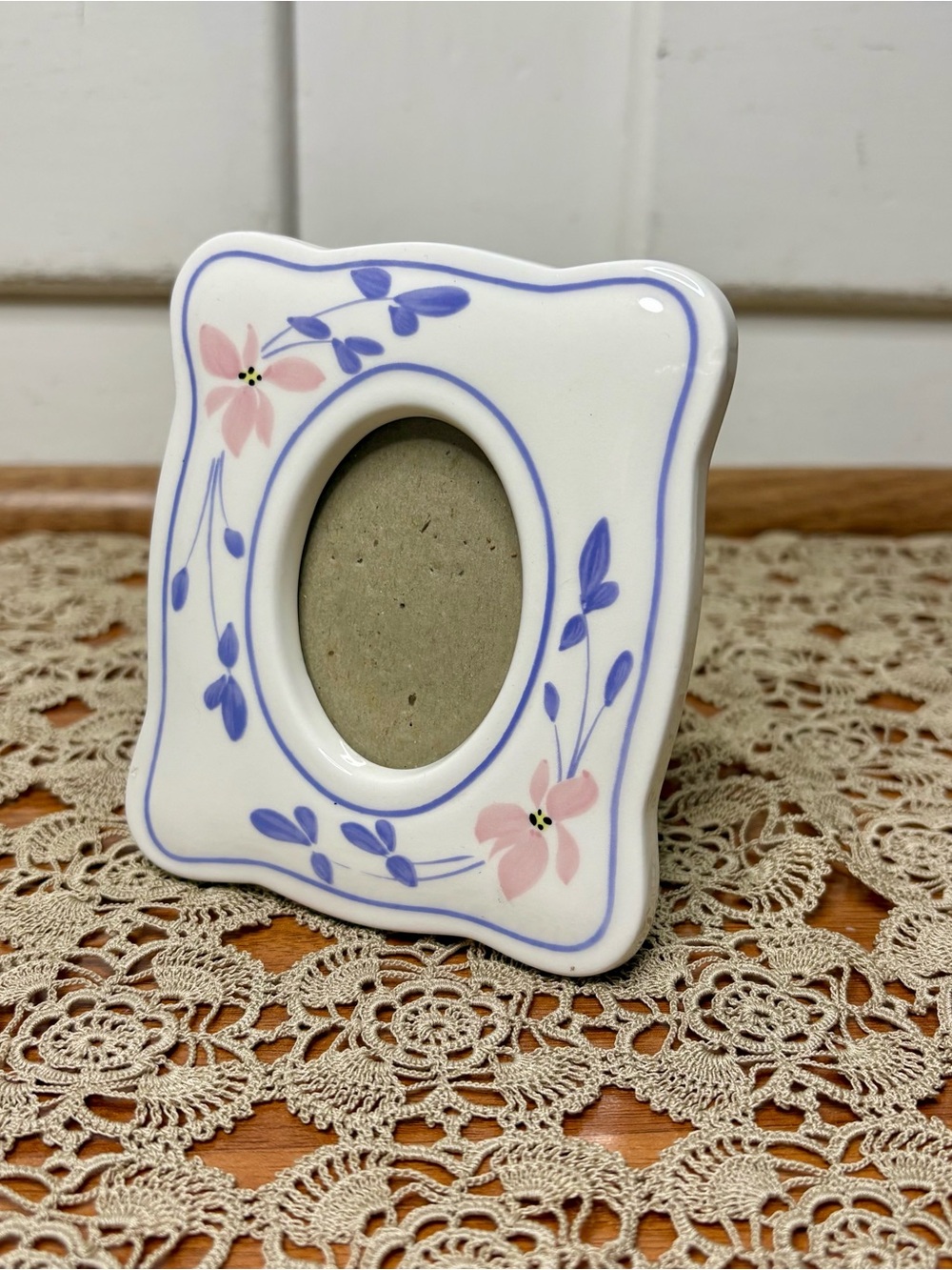 Vintage 80s Floral Hand Painted Pink Purple Ceramic Mini Photo Frame